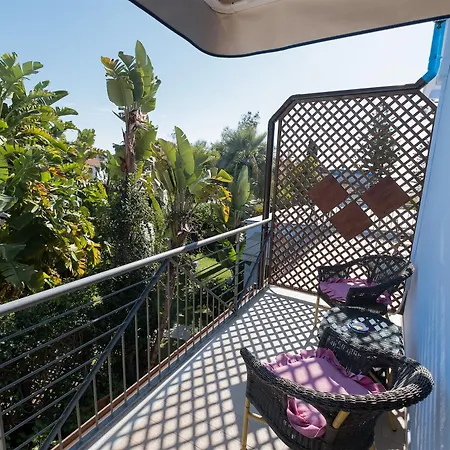 Готель Villamare 4*