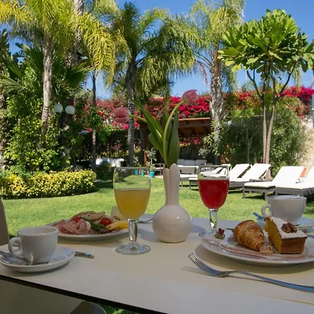 Villamare Готель 4*