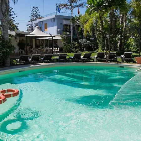 Villamare Готель 4*